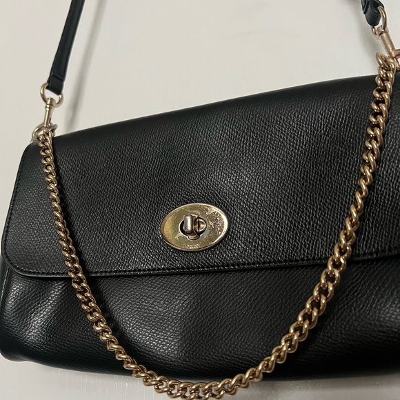 Coach leather crossbody/shoulder bag purse - Picture 4 of 5